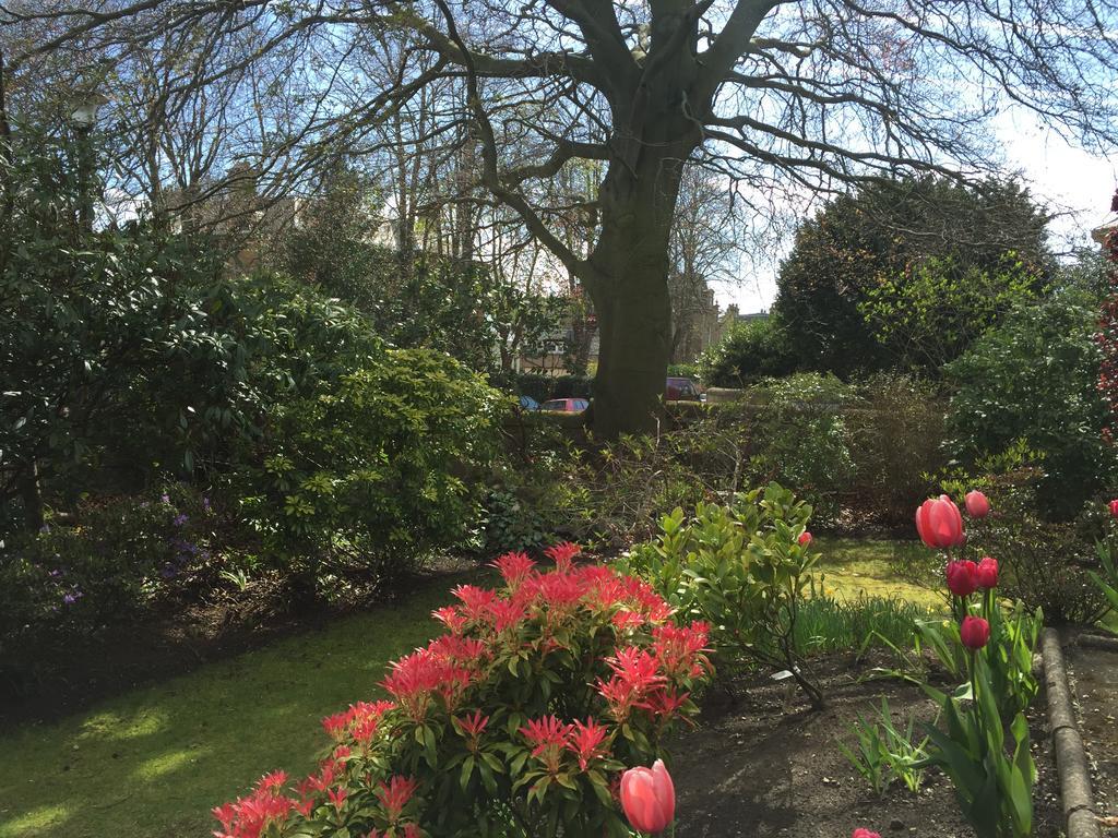 Bed and Breakfast Claremont House Edimburgo Esterno foto